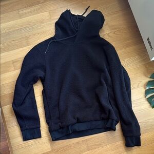 ALO Yoga Men's Black Fleece Hoodie